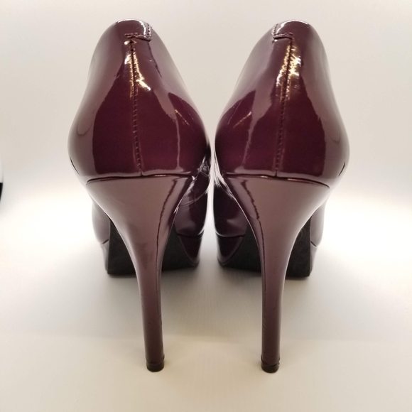 Jessica Simpson Peek Toe Heels - Picture 4 of 5